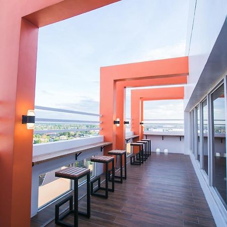La Maja Rica Hotel Tarlac City Eksteriør billede