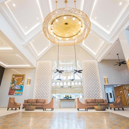 La Maja Rica Hotel Tarlac City Eksteriør billede