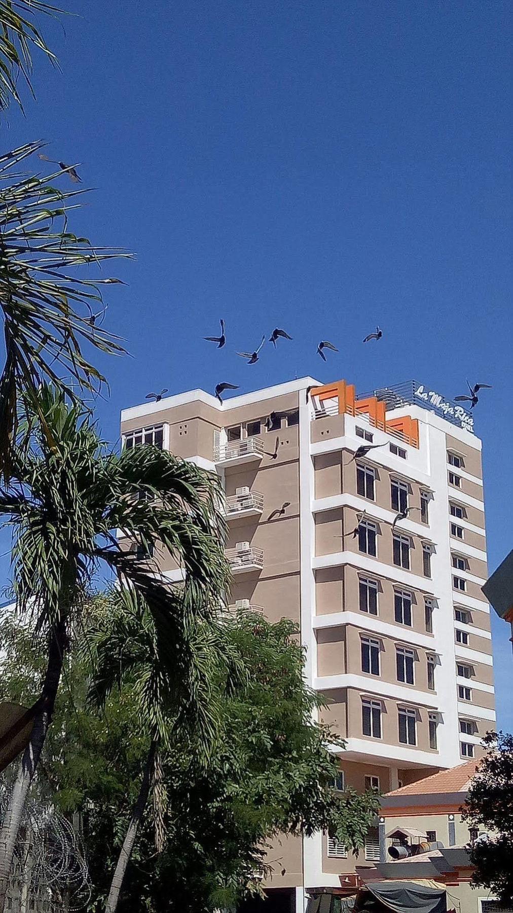 La Maja Rica Hotel Tarlac City Eksteriør billede