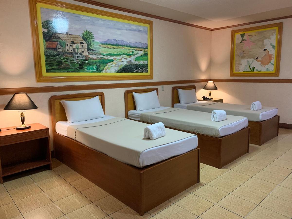 La Maja Rica Hotel Tarlac City Eksteriør billede