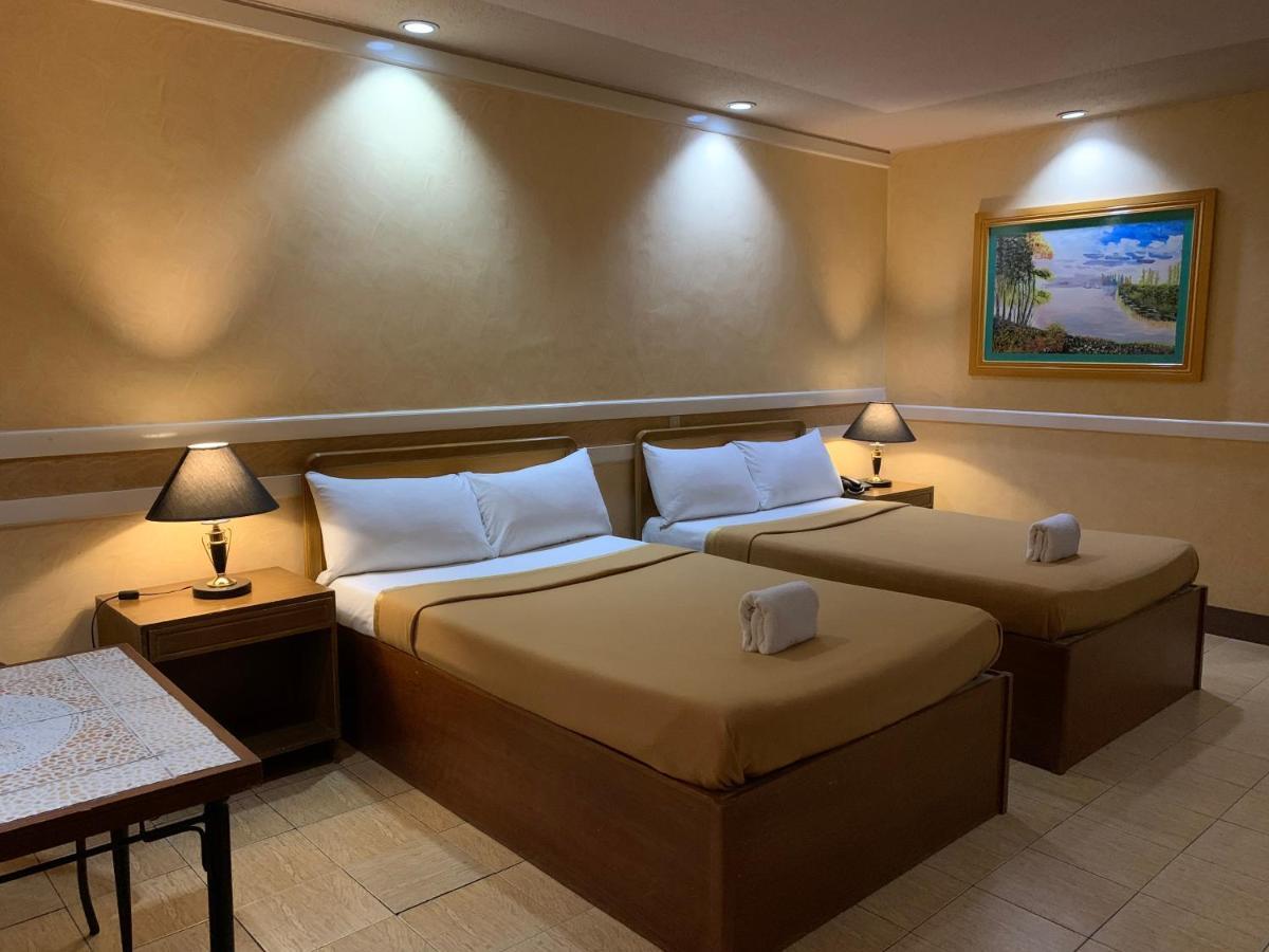 La Maja Rica Hotel Tarlac City Eksteriør billede