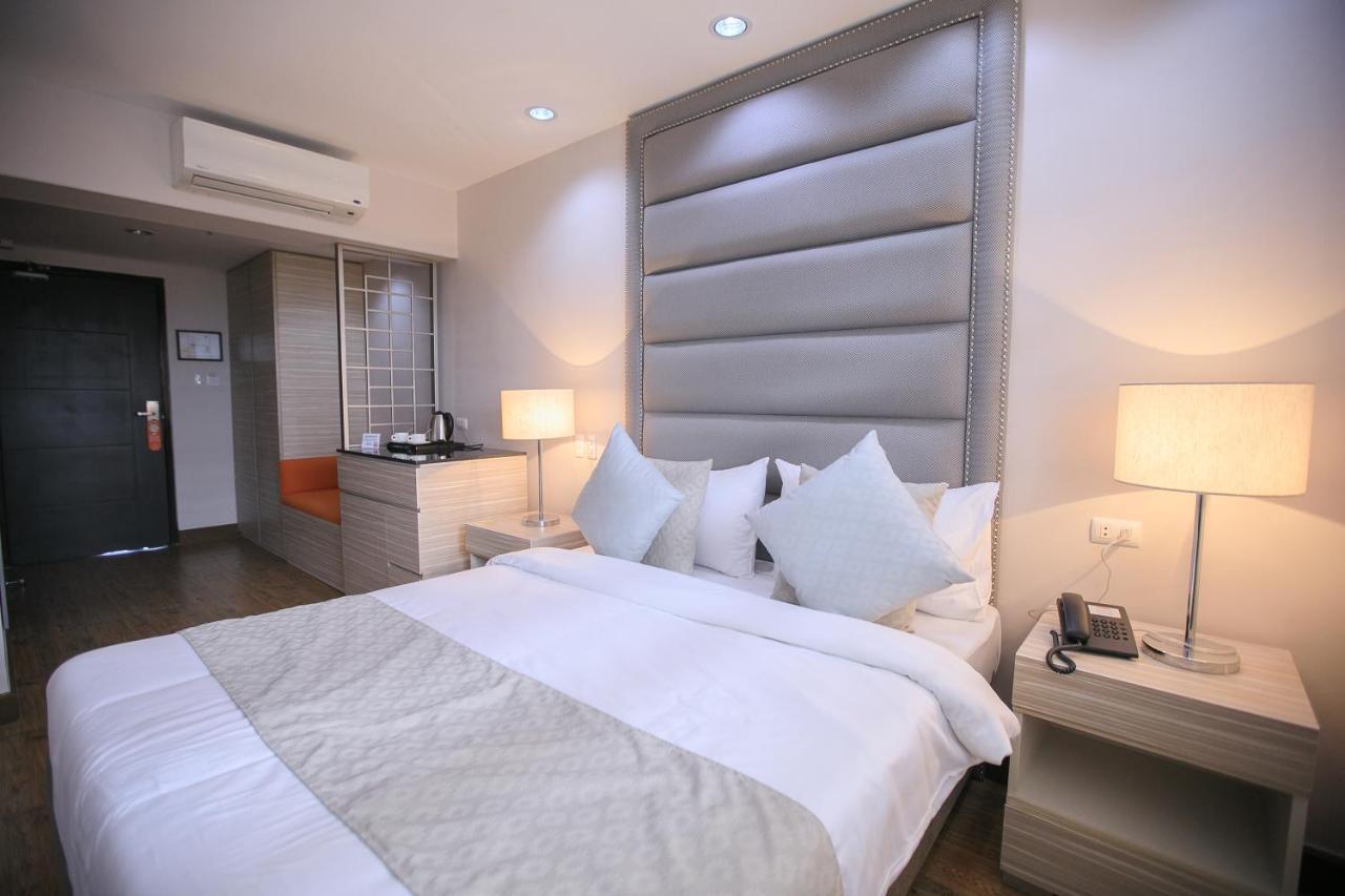 La Maja Rica Hotel Tarlac City Eksteriør billede