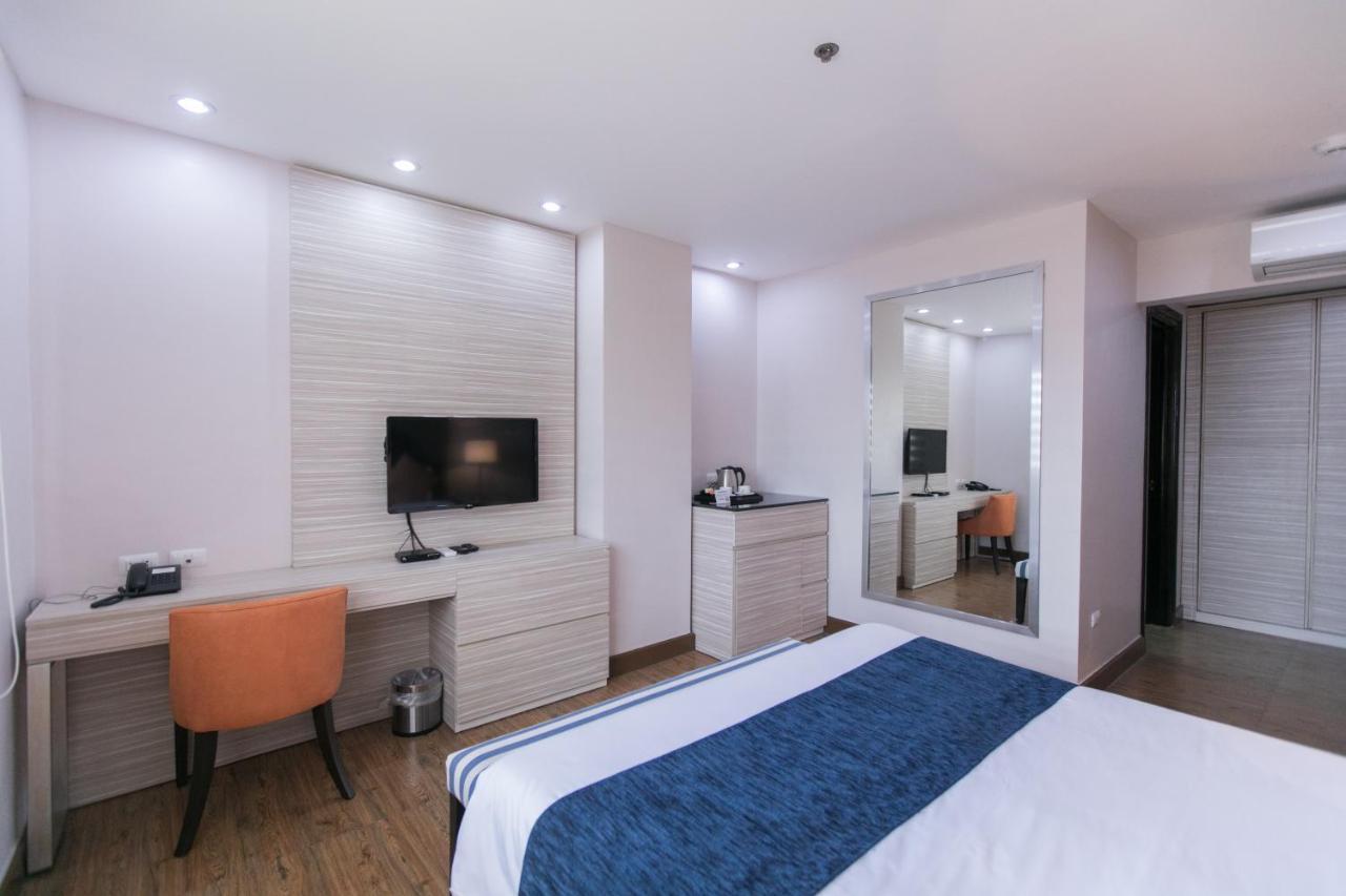 La Maja Rica Hotel Tarlac City Eksteriør billede